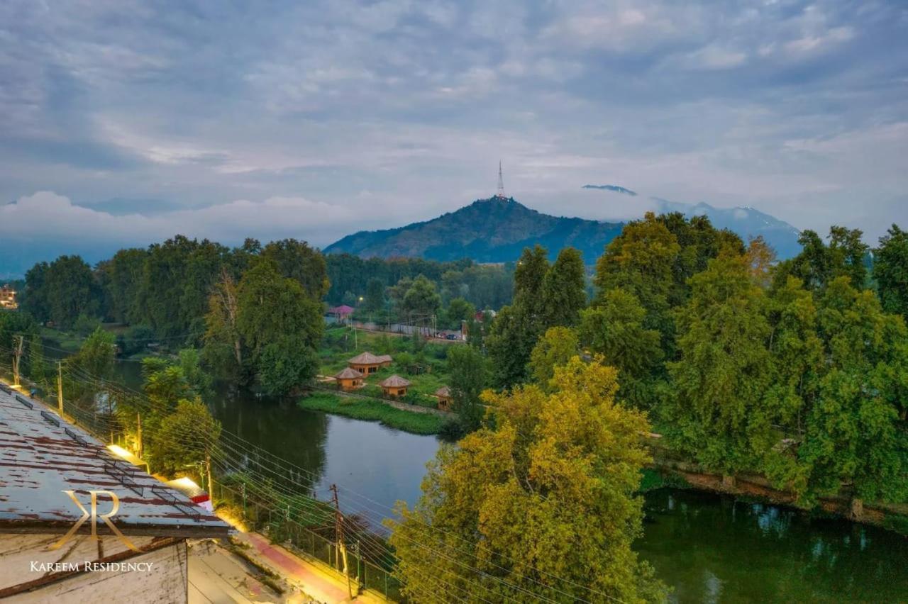 Kareem Residency Hotel Srinagar  Exterior photo